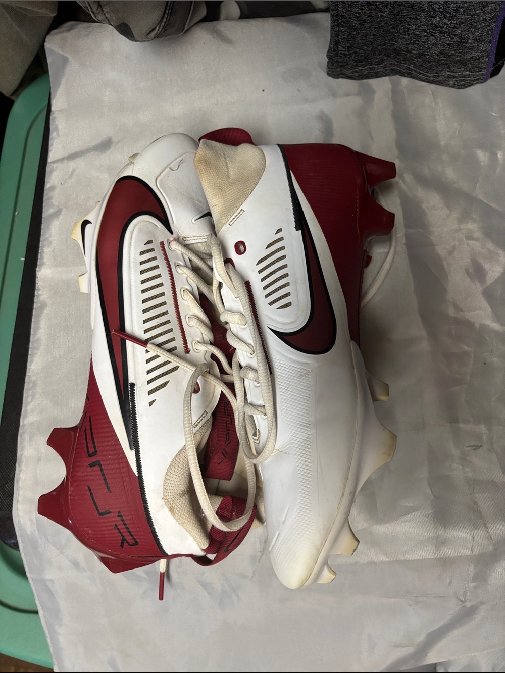 Nike Viper Football Cleats. Sz. 9.5
